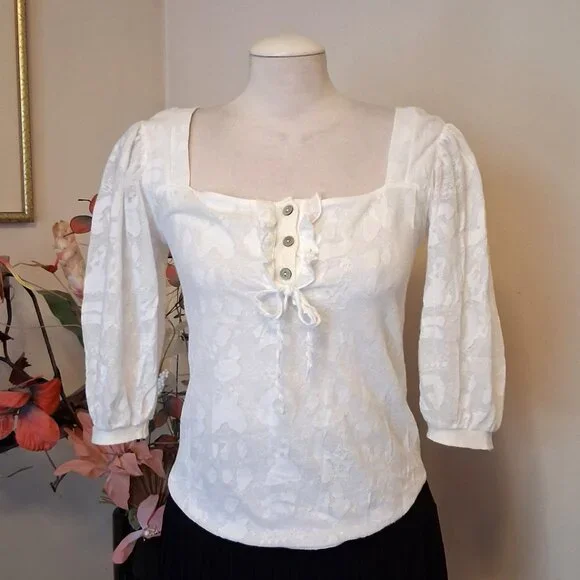 NWOT Aventures des Toiles Women’s White Ruffle Lined Blouse Top ¾ Sleeve 6 - Picture 3 of 11